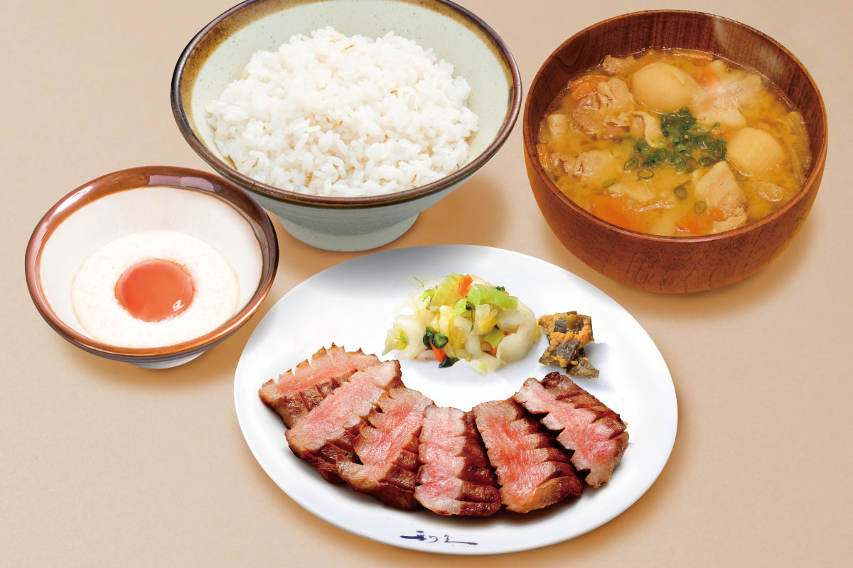 牛たん炭焼 利久
